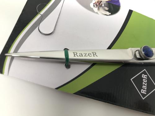 Show full view: EZ Groom RAZER Professional Grooming Curved Dog & Cat Shears, 7.5-in slide 5 of 9