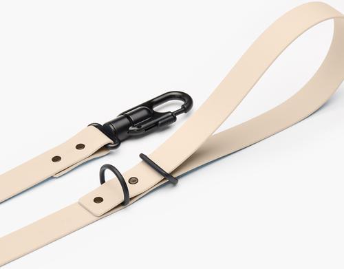 Show full view: Fable Pets Signature Dog Leash, Blush, Small/Medium slide 2 of 4