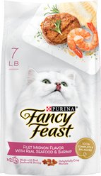 Fancy Feast Gourmet Filet Mignon Flavor with Real Seafood & Shrimp Dry Cat Food, 7-lb bag