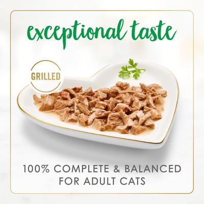Show full view: Fancy Feast Grilled Turkey & Giblets Feast in Gravy Canned Cat Food, 3-oz, case of 24 slide 5 of 13