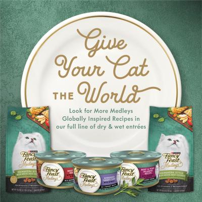 Show full view: Fancy Feast Medleys Primavera Style White Meat Chicken & Accents of Tomato, Carrot & Spinach Dry Cat Food, 6.5-lb bag slide 8 of 11