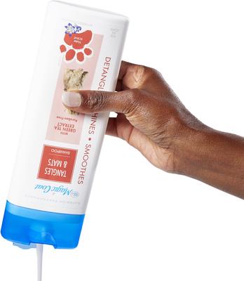 Show full view: Four Paws Magic Coat Tangles & Mats Shampoo for Dogs, 16-fl oz bottle slide 3 of 8