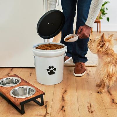 Show full view: Frisco Dog & Cat Food Storage Canister, 16-qt slide 4 of 6