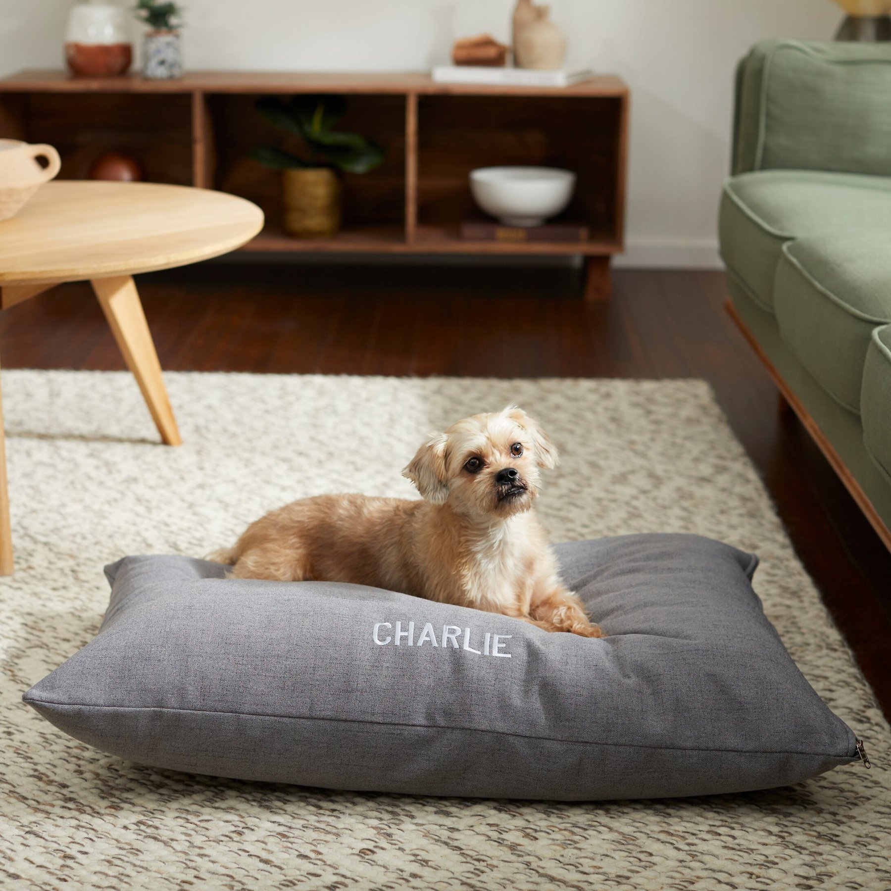 Frisco Personalized Knife Edge Bed, Dark Grey Linen, Large