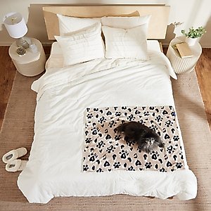 Frisco Plush Cat & Dog Throw Blanket, Leopard Heart Paws, 40-in