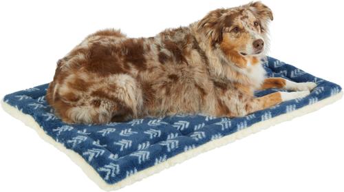 Show full view: Frisco Plush Tri-fold Arrow Print Dog Crate Mat, 42-in slide 3 of 8