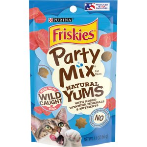 Friskies Party Mix Natural Yums with Real Tuna Cat Treats, 2.1-oz bag