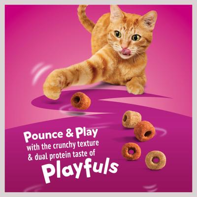 Show full view: Friskies Playfuls with Salmon & Shrimp Flavor Cat Treats, 2.1-oz pouch slide 4 of 11