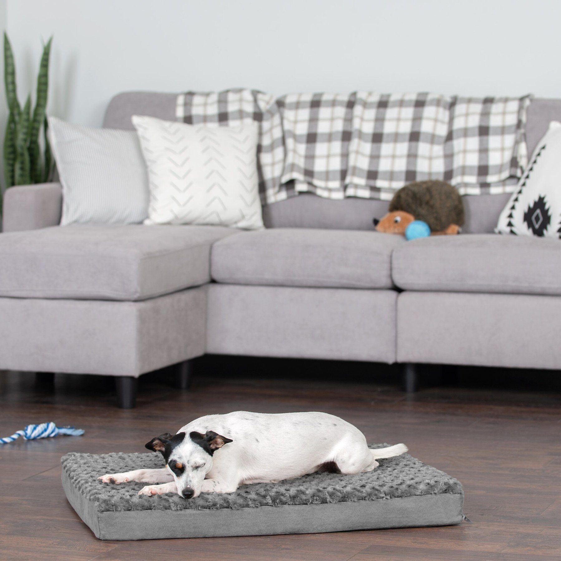 FurHaven NAP Ultra Plush Full Support Deluxe Dog & Cat Bed, Gray, Medium