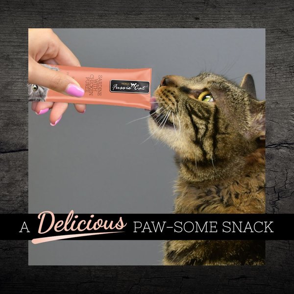 Fussie Cat Sardine & Chickn Puree Lickable Cat Treats, 2-oz pouch