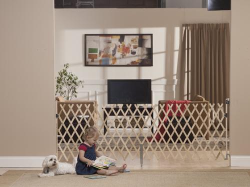 Show full view: GMI Keepsafe Wooden Expanding Pet Gate, 7-ft wide slide 2 of 10