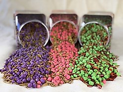 Happy Hen Treats Free Range Feast Mealworm & Herb Blend Chicken Treats, 2-lb jar slide 2 of 3