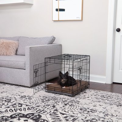 Happy Hounds Happy Hounds Carson Deluxe Dog Crate Pad, Latte, 24-in