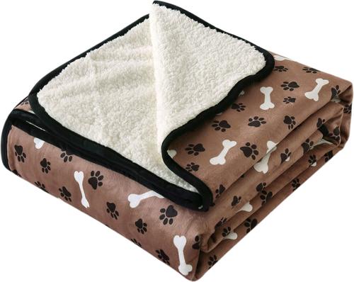 Show full view: HappyCare Textiles Advanced Pets Waterproof Cat & Dog Blanket, 50x60-in, White Bone slide 3 of 9