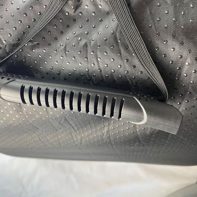 Show full view: HappyCare Textiles Suede Fluffy Booster Safety Bolster Dog & Cat Car Seat slide 8 of 10