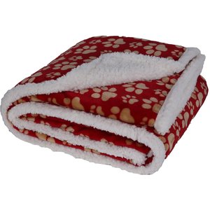 HappyCare Textiles Ultra Soft Flannel Cat & Dog Blanket, Red