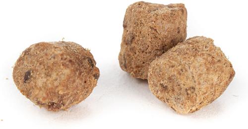 Show full view: Hauspanther Beef Bites Nuggets Freeze-Dried Raw Cat Treats, 1.5-oz bag slide 6 of 9