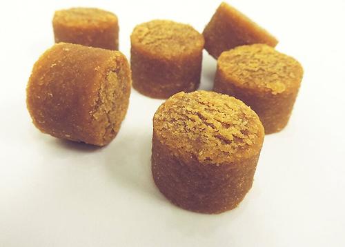 Show full view: Healthy Breeds Omega HP Fatty Acid Skin & Coat Support Soft Chews Dog Supplement, 90 count slide 3 of 6