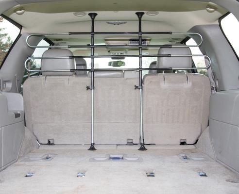 Show full view: Heininger PortablePET Vehicle Barrier Pet Partition slide 4 of 7