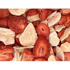 Higgins Sunburst Freeze-Dried Fruit Strawberry Banana Bird Treats, .5-oz bag