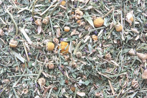 Show full view: Higgins Sunburst Gourmet Treats Leafy Greens & Herbs Bird Food, 1-oz bag slide 2 of 5