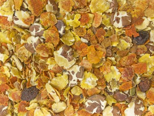 Show full view: Higgins Sunburst Veggie Garden Gourmet Treats for Small Animals, 5-oz slide 2 of 5