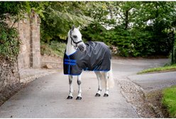 Horseware Amigo Ripstop 900D 200g Horse Turnout, Black/Classic Blue, 84