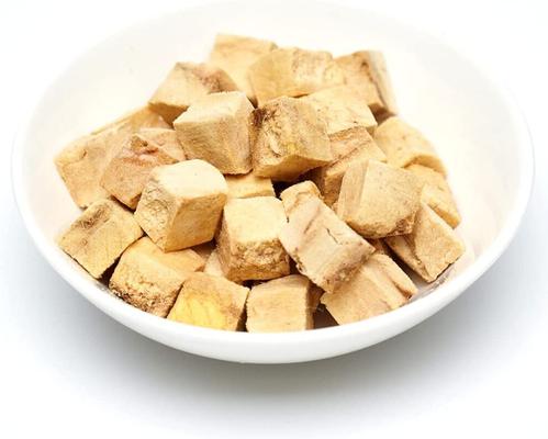 Show full view: Huggy Tuggy Freeze-Dried Wild Alaskan Salmon Dog & Cat Treat, 3.88-oz can slide 3 of 13