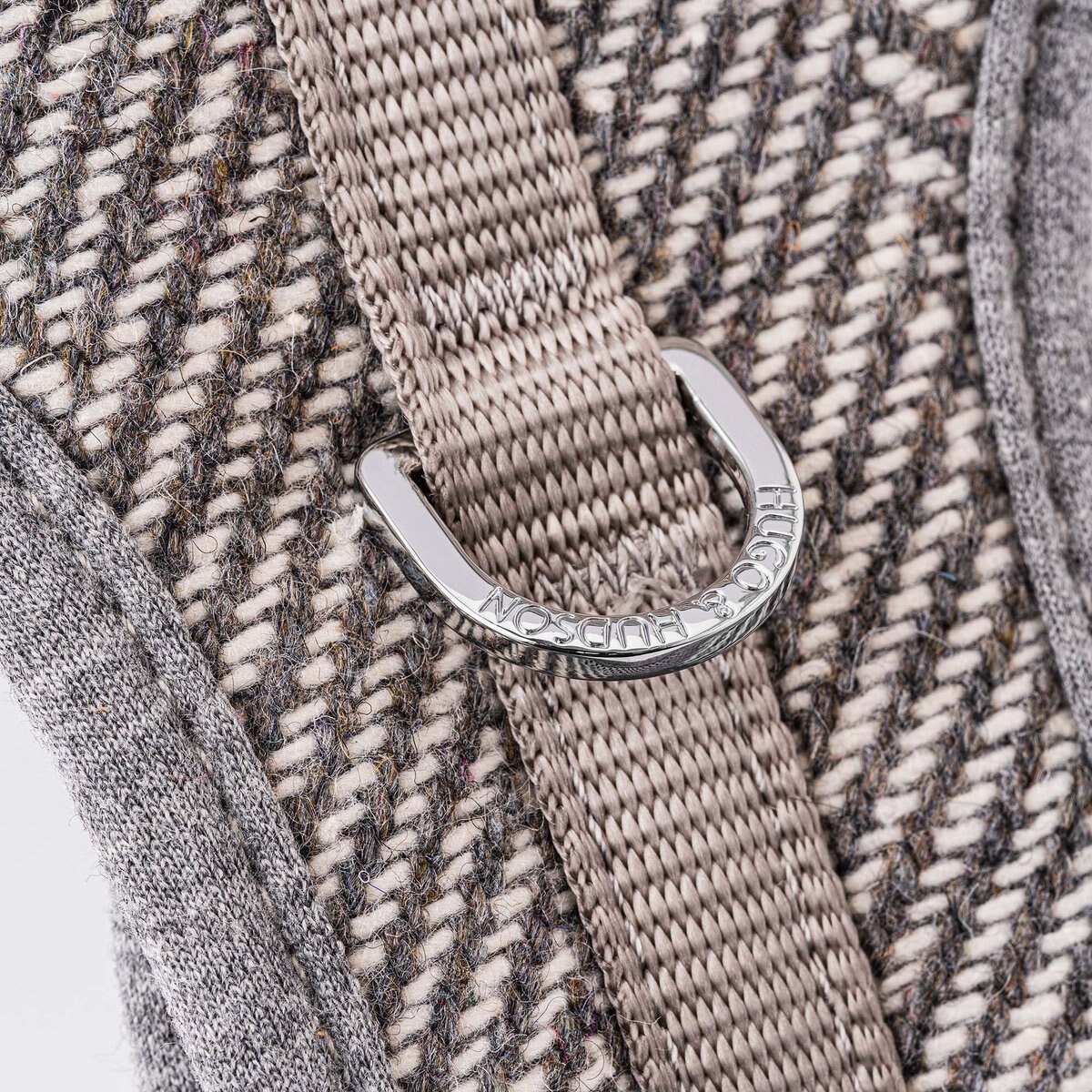 HUGO & HUDSON Luxury Tweed Dog Bed