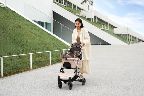 Show full view: Ibiyaya Evolution Speedy Fold Buggy Dog & Cat Stroller, Oatmeal Tan slide 10 of 11