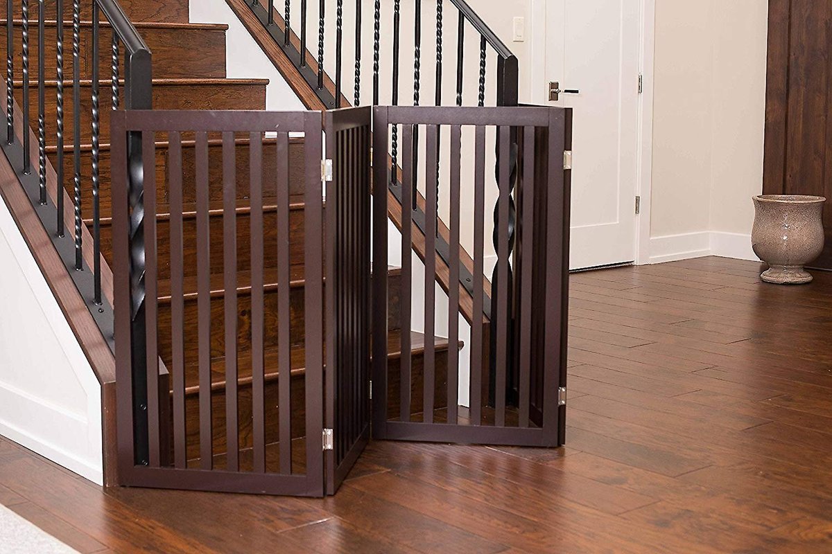 Internet's Best Traditional Pet Gate