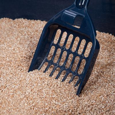 Show full view: IRIS Large Hooded Litter Box with Scoop & Removable Grate, Navy slide 4 of 7