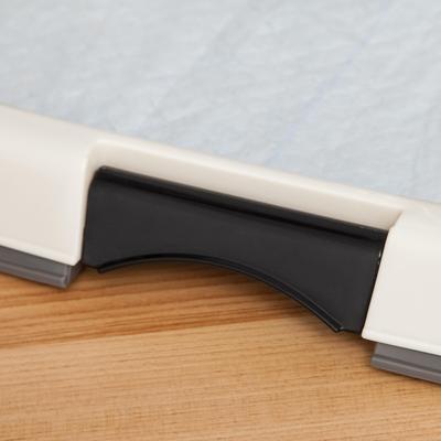 Show full view: IRIS Non-skid Dog Plastic Training Pad Holder, Gray, Medium slide 7 of 10