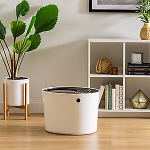 IRIS Top Entry Cat Litter Box with Scoop, White/Black, Large