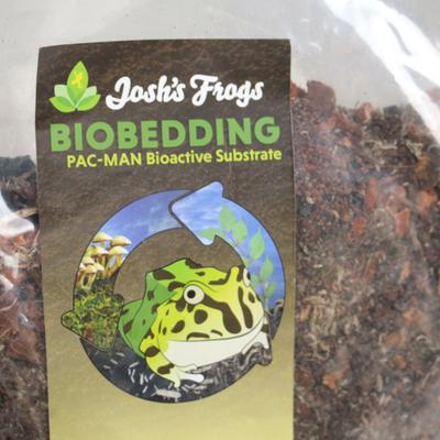 Show full view: Josh's Frogs BioBedding Pac-Man Bioactive Reptile Substrate, 10-qt bag slide 3 of 9