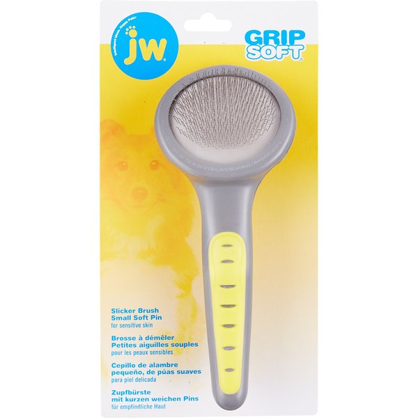 JW Pet Grip Soft Pet Shower Massager