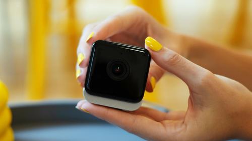 Show full view: Kangaroo Indoor & Outdoor Pet Camera, White/Black slide 9 of 9