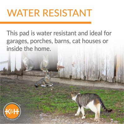 Show full view: K&H Pet Products Outdoor Heated Extreme Weather Kitty Pad & Fleece Cover slide 4 of 13