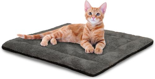 Show full view: K&H Pet Products Self-Warming Pad, Gray/Black slide 2 of 12
