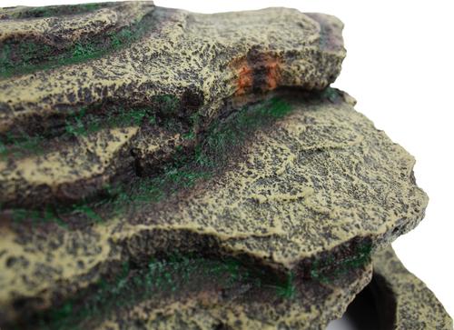 Show full view: Komodo Corner Hut Reptile Hideout, Medium slide 3 of 4