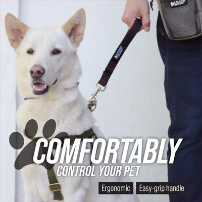Show full view: Leash Boss Padded Handle Short Dog Leash, Black, 24-in slide 6 of 10
