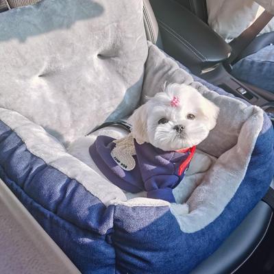 Show full view: LFC PETS Portable Dog & Cat Car Seat Bed with Clip-On Safety Leash, Blue slide 3 of 8
