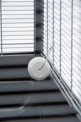 Show full view: Lixit Salt & Trace Mineral Wheels Small Animal Treat slide 7 of 9