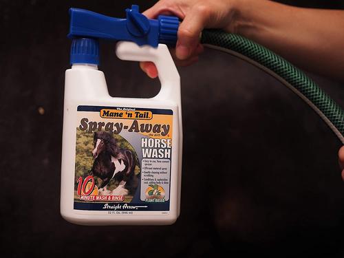 Show full view: Mane 'n Tail Spray-Away Plant Based Horse Wash Spray, 32-fl oz bottle slide 4 of 4