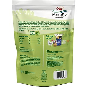 Manna Pro Farmhouse Favorites Triple Bug Mix Chicken Treats, 2-lb bag