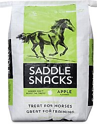 Manna Pro Saddle Snacks Apple Flavored Pellet Horse Treats, 18-lb bag