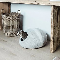 Mau Horizon Large Wool Felt Cave Cat Bed, Light Gray slide 2 of 7