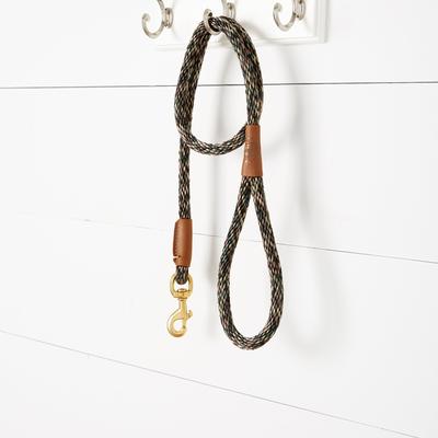 Show full view: Mendota Products Large Snap Camouflage Rope Dog Leash, Camo, 4-ft long, 1/2-in wide slide 5 of 7