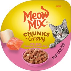 Meow Mix Chunks in Gravy Real Salmon & Ocean Fish Wet Cat Food, 2.75-oz cup, case of 12