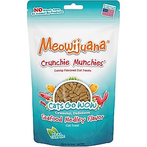 Meowijuana Crunchie Munchie Seafood Medley Catnip Crunchy Cat Treats, 3-oz bag